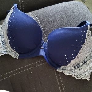 Victoria's Secret fabulous demi